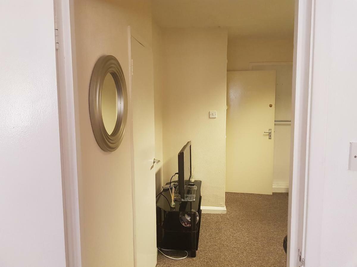The Vip'S Appartement Newport  Buitenkant foto